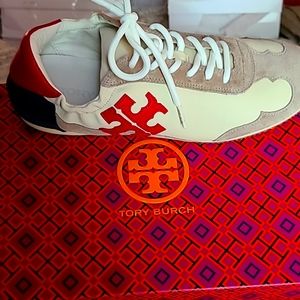 Tory Burch Sneakers